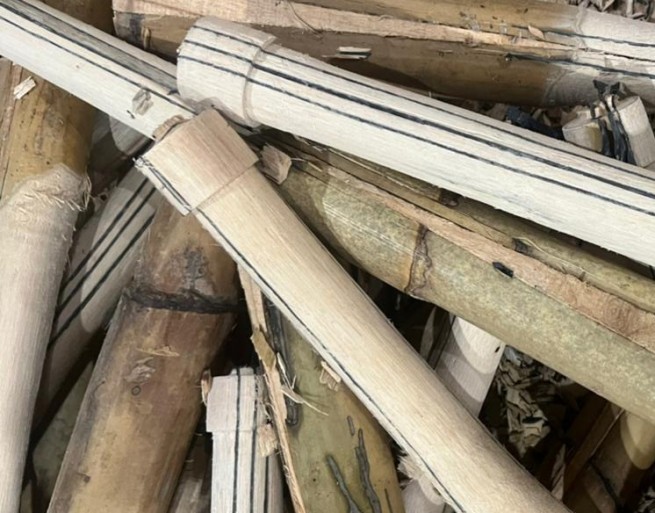 20 x 8 Piece Malaysian Sarawak Cricket Bat Handles 20 x 8 Piece Malaysian Sarawak Cricket Bat Handles